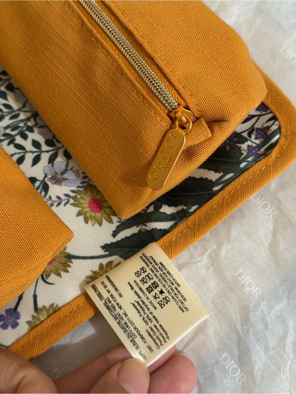 Brand new Gucci mustard yellow beauty travel Pouch with Gold Logo - Picture 9 of 17